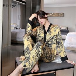 Fiklyc V Neck Womens Satin Printed Pajamas Sets Casual Female Sexy Home Clothes 2Pieces Underwear Fashion USA Nightwear 220329
