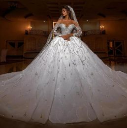 Abiti da sposa di lusso Abito da ballo Manica lunga Strascico lungo Tulle Pizzo Perline di cristallo Diamanti Abito da sposa vintage Taglia personalizzata UPS