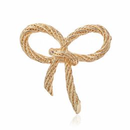 6pcs/lot Simple golden napkin ring butterfly bow tie napkin buckle hotel restaurant mouth cloth ring metal napkin ring 201124