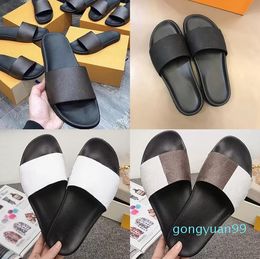 2022 Fashion Slipper WATERFRONT MULE Men Women Slides Sandals Designer Shoes Black Brown White Summer Flat Graphite Rubber Flip Flops
