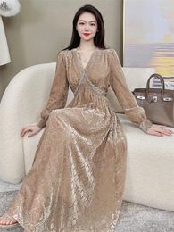 Casual Dresses Heavy Industry Flocking Technology Court French Hepburn Wind Winter Velvet Feeling More Temperament And DressCasual