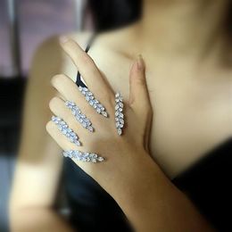 -Armreifen trendy Handpalmenmanschette für Frauen Kubikzirkonia Link Finger Ring Blatt einteilige Handlinge Armband Hochzeit Schmuck 304z
