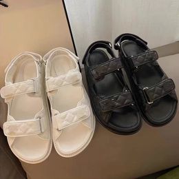 Sandals designer di donne di alta qualità Slipisti femminili Slide Crystal Crafera Class Casual Platform Platfort Summer Beach Slipper 35-42 e Shopping Borse