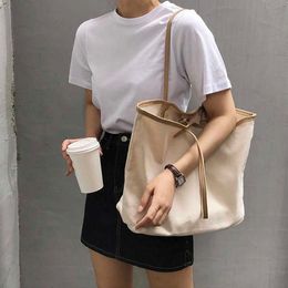 Leisure Women's autumn and winter 2022 ins Korean version high-capacity canvas bag students' versatile Simple Shoulder Bag portable bag
