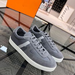 2022 New Low Casual shoes Rhyton top Sneaker designer Plaid pattern Platform Classic Suede Leather Sports Skateboarding Shoes Mens Sneakers asdasdaasd