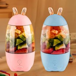 380ml 82*82*218mm Portable Blender Durable Four Blades Personal Juicer Cup for Home Kitchen Silicone Metal Material BBB15111