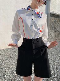 Women's Blouses & Shirts 2022 Fashion Women Shirt Graffiti Print White Long Sleeve Button Up Collar Designer Tops And Korean FashionWomen's
