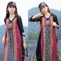 Ethnic Clothing Chinese Vintage Dress Traditional Qipao Woman Elegant Flower Embroidery Sleeveless Female National Folk Dance DressEthnic