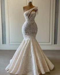 2022 Plus Size Arabic Aso Ebi Luxurious Lace Beaded Wedding Dresses One Shoulder Mermaid Bridal Dresses Vintage Wedding Gowns BC11359