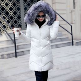 Coloque de pele Casaco de inverno Ladies de espessura jaqueta longa com capuz mulheres elegantes algodão branco fino Parka Women Outwear Dr653 201125