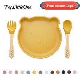 Custom Cartoon Bear Colourful Silicone Dinner Plate Powerful Suction Cup BPA Free Wooden Handle Fork Spoon Child Feeding Set 220512