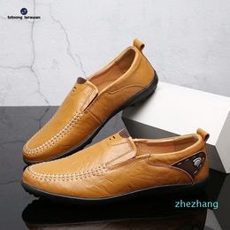 Men Loafers Fashion Men Casual Leather Shoes Breathable Men Boat Shoes 040