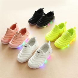 led sports shoes Canada - 2021 LED light casual sneakers girls sports shoes baby Boy breathable non-slip children's shoe Whole276c
