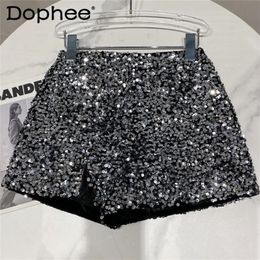 Spring and Autumn Black Velvet Shorts Women Sequined Shiny Versatile Short Pants Clubwear Shorts Pants High Street 220419