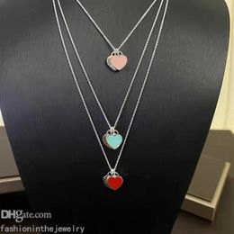 -Jóias de moda de moda de designer de colar de luxo azul vermelho rosa prateado coração pingentes mulheres colares de porcelana inteira para bouti297v