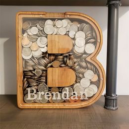 Personalised Wooden Piggy Bank 26 Letter Custom Name Storage Box Jar Coin Bank for Children Kids Desktop Ornament Home Decor 220623