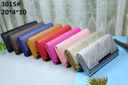 Fashion Designer Mens Womens Leather Wallet Card Holders Bags Checkered Metal Grid Embossing Lychee Pattern Button Mens Hasp Credit Cards Coin Purse Wallets 3015