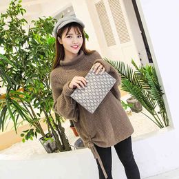 Purses soft leather handbag feminine temperament autumn and winter new messenger bag leisure one shoulder mobile phone bag Coin purses