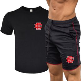 Summer Men Brand Sports Shorts Set Short Sleeve Breathable T Shirt and Casualwear Basketball Training Men s Sets 220613