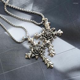 Pendant Necklaces Retro Style Rose Cross Necklace Titanium Steel Chain Crucifix For Man Hip Hop JewelryPendant