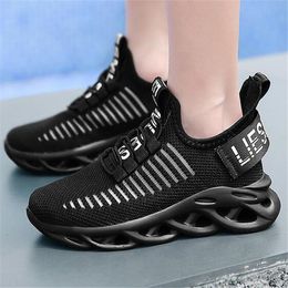 Kids Shoes Breathable Sports Shoes Boys Girls Fashion Non-Slip Casual Sneakers Outdoor Children Running Shoe