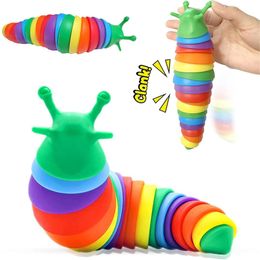 Multicolor Fidget Toy Slug 3D Printed Articulating Stim Toy Articulated Sticky Stretch Slug Toy Sensory Flexible Slugs Caterpillar Gag Gifts for Kids and Adults