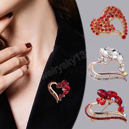 Women Red Rhinestone Love Heart Brooches Girl Trendy Luxury Party Casual Brooch Corsage Gift Pins Jewellery Accessorises