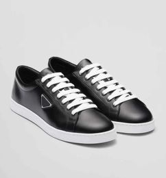 Luxus Designer Marke gebürstetes Leder Sneakers Schuhe für Männer Low Top Skateboard Walking Top Qualität Komfort Rabatt Mann Schuhe EU38-45 BOX