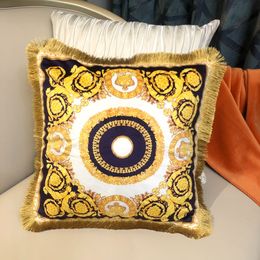 Pillow Case Fashion Head Printed Multi-functional for Office Pillowcase Gold Color Luxury Design Home Decoration