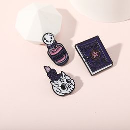 Vintage Magic Book Skull Brooches Pin for Women Kids Fahsion Jewellery Shirt Coat Dress Denim Bag Decor Metal Enamel Pin