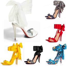Luxusmarken-Sandalen für Damen, Pariser Designer-Rote Schuhe, Sandale Sandale Du Desert, 100 mm Crepe-Satin-Tüll, Glitzer-Slik-Pumps mit Knöchelriemen, 35–43
