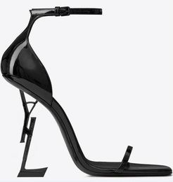 Kutu ile Marka Seksi ayakkabı Kadın Yaz Toka Askı Perçin Sandalet Yüksek topuklu ayakkabılar Kare ayak Moda deri Tek Yüksek topuk 10 cm 8 cm