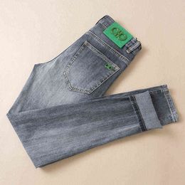Primavera 2022 ed estate Jeans da uomo blu boutique semplici a vita media con micro elastico piccolo drittoZZ11