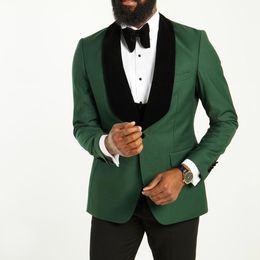 New Design Green Groom Wear Wedding Tuxedos Velvet Collar Mens Suits Bridegroom Business Attire Pom Party (Jacket+Pants+Bowtie)