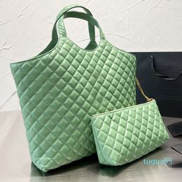 Large Tote Bags Unisex Handbag Diamond Lattice Composite Bag Quilted Shoulder Shop Bag Leather Purse Fashion Letter Hardware Beach