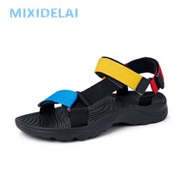 Men Sandals Nonslip Summer Flip Flops High Quality Outdoor Beach Slippers Casual Mens shoes Water Shoes 220701