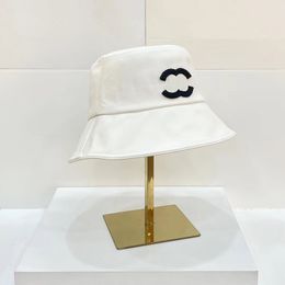 Summer Bucket Hat Men Designer Cap For Women Luxury Fitted Caps Designers Fashion Letter Bucket Hats UV Proof Casquette Mens 2203282WU