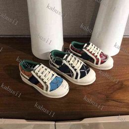 Red black blue children's casual shoes have a box size: 26-35