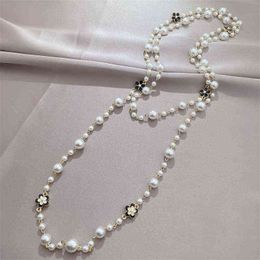 Long Pearl Chain Female Necklace Fashion Multi-layer Camellia personality Sweater Chain Woman Necklaces AA220318