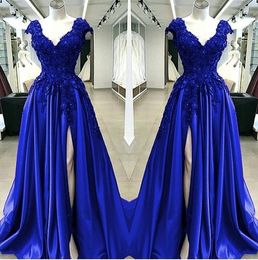 Royal Blue Satin A Line High Split Prom Dressess V Neck Lace Appliques Pärled Plus Size African Black Girls Evening Party Gowns BC5082 SXA27