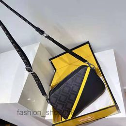 Bags Designer Mens Shoulder Bag and Women Camera Bags Tops Quality Purse Messenger Pocket Fashion Crossbody