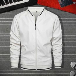 Zipper Jacket Men Streetwear Fashion Bomber Jackets Coat Male Black White Outwear Windbreak Men's Overcoats Cargo Sporswear 4xl