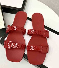 Slippers Women Sandal Jelly PVC Colar de chinelo transparente Flat com caixa 35-40 3BKC