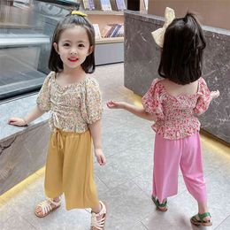 Toddler Girls Clothing Floral Tshirt Short Clothes For Girls Summer Outfits For Girls Casual Style Kids Clothing 210412