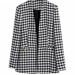 TRAF Women Fashion Tweed Houndstooth Blazer Coat Vintage Long Sleeve Welt Pockets Female Outerwear Chic Veste 220402