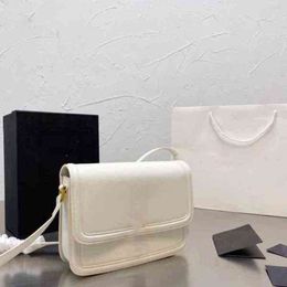 Shoulder Bags Women Crossbody Messenger High Quality Good Flexibility Handbag Fashion Leather Purses Lady Wallet 1104