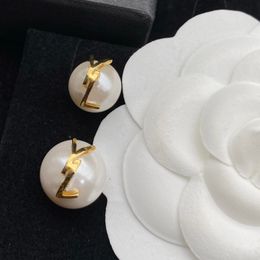 Stud Pearl Earing Designer Jewellery Luxurys Stud Earrings For Women Jewellery Boucle Studs Letters Hoops Love Earings Wedding Gifts Box 2024 Nice gift