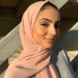 2022 One Piece High Quality Women Muslim Plain Frayed Scarf Shawls Wraps Headwear Crinkle Solid Pashmina Hijabs