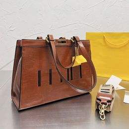ladies leather handbags UK - Vintage Women Shopping Bag Large Capacity Ladies Tote Handbag Brown Genuine Leather Handbags Purse High Quality Business Travel Crossbody Bags