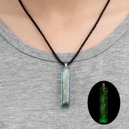 Pendant Necklaces 2022 Glow In The Dark Resin Necklace Women Dried Flower Rope Chain Luminous Jewellery